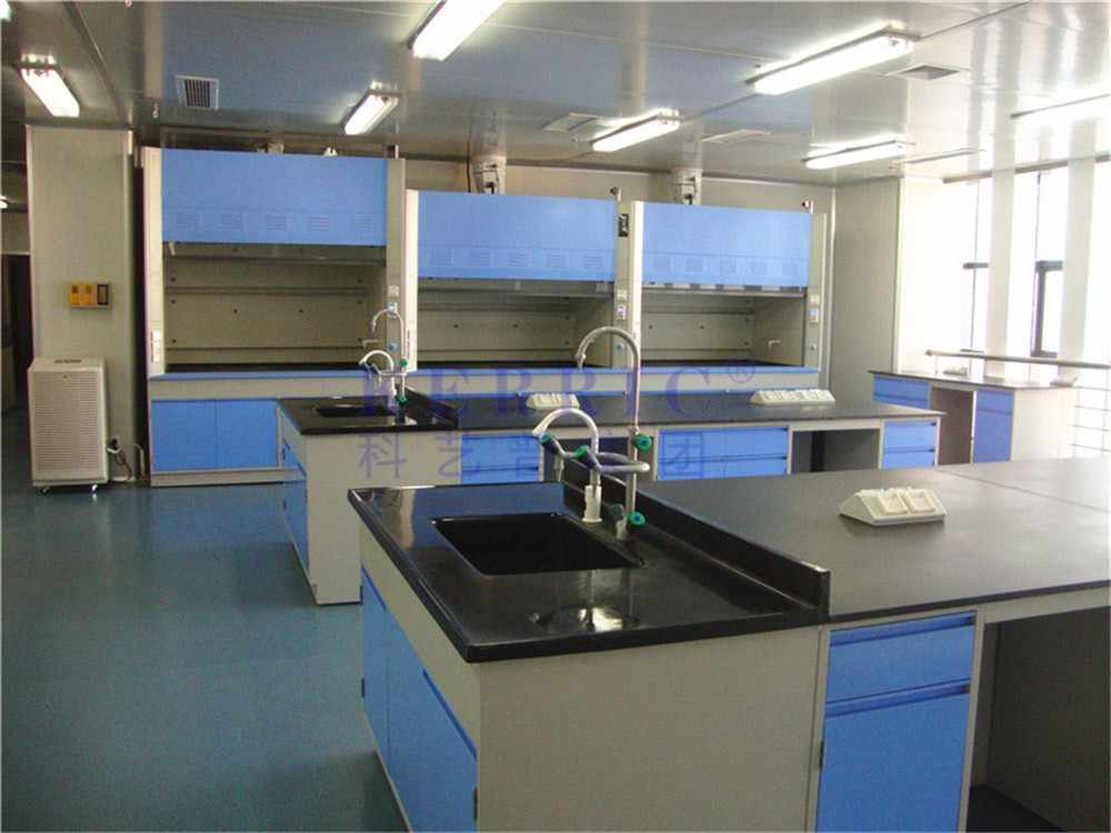 市政護欄隔離欄桿的主要作用